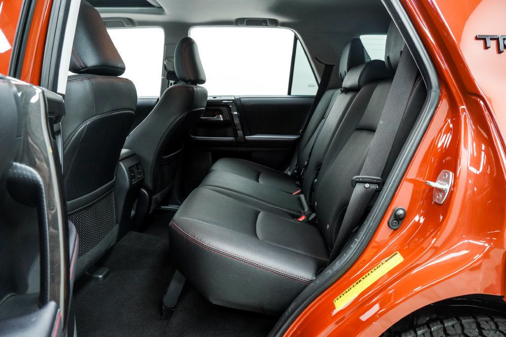 Toyota 4Runner photo 19