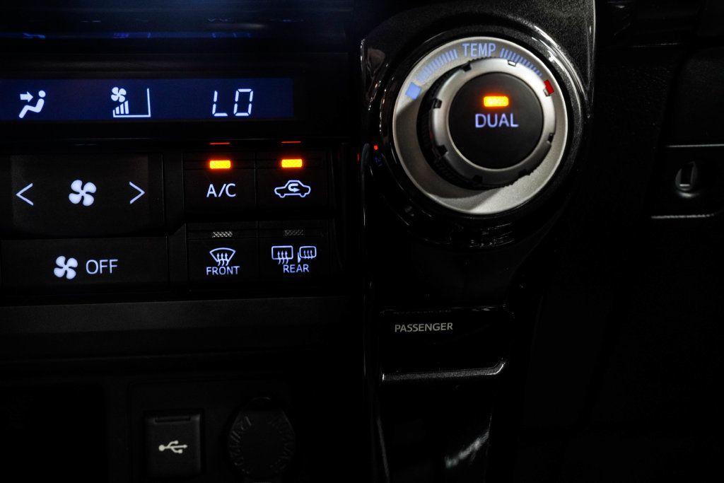 Toyota 4Runner photo 31