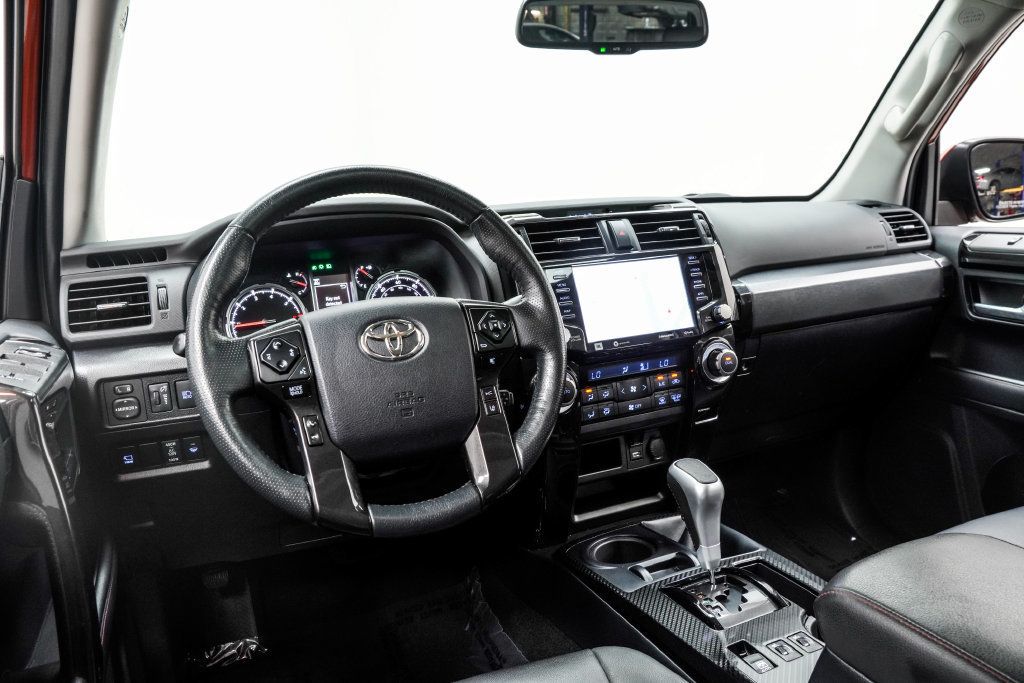 Toyota 4Runner photo 6