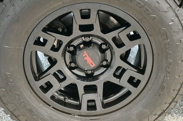 2024 Toyota 4Runner TRD Pro 4WD - 23014160 - 21