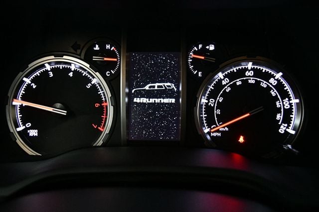 2024 Toyota 4Runner TRD Pro 4WD - 23014160 - 44