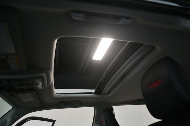 2024 Toyota 4Runner TRD Pro 4WD - 23014160 - 5