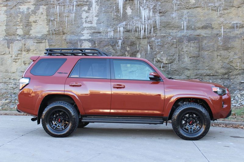 2024 Toyota 4Runner TRD Pro 4WD - 22735537 - 0