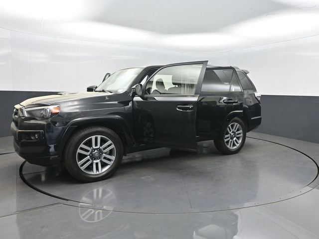 2024 Toyota 4Runner TRD Sport 2WD - 22998099 - 38