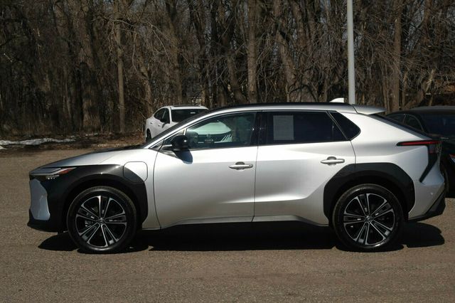 2024 Toyota bZ4X LIMITED ALL WHEEL DRIVE  - 23002389 - 19