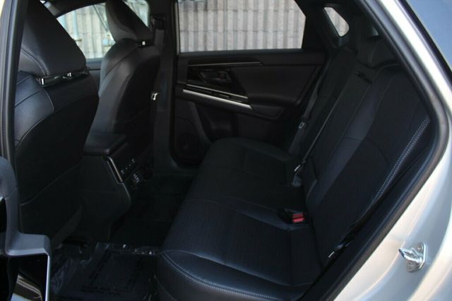 2024 Toyota bZ4X LIMITED ALL WHEEL DRIVE  - 23002389 - 27