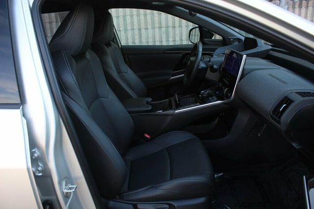 2024 Toyota bZ4X LIMITED ALL WHEEL DRIVE  - 23002389 - 7