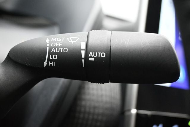 2024 Toyota bZ4X Limited AWD - 23053889 - 21