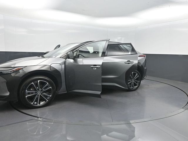 2024 Toyota bZ4X Limited AWD - 23053889 - 32