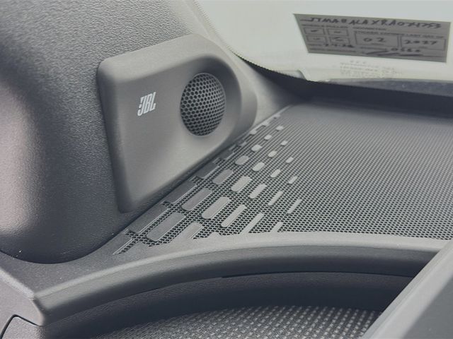 2024 Toyota bZ4X Limited AWD - 22980124 - 19