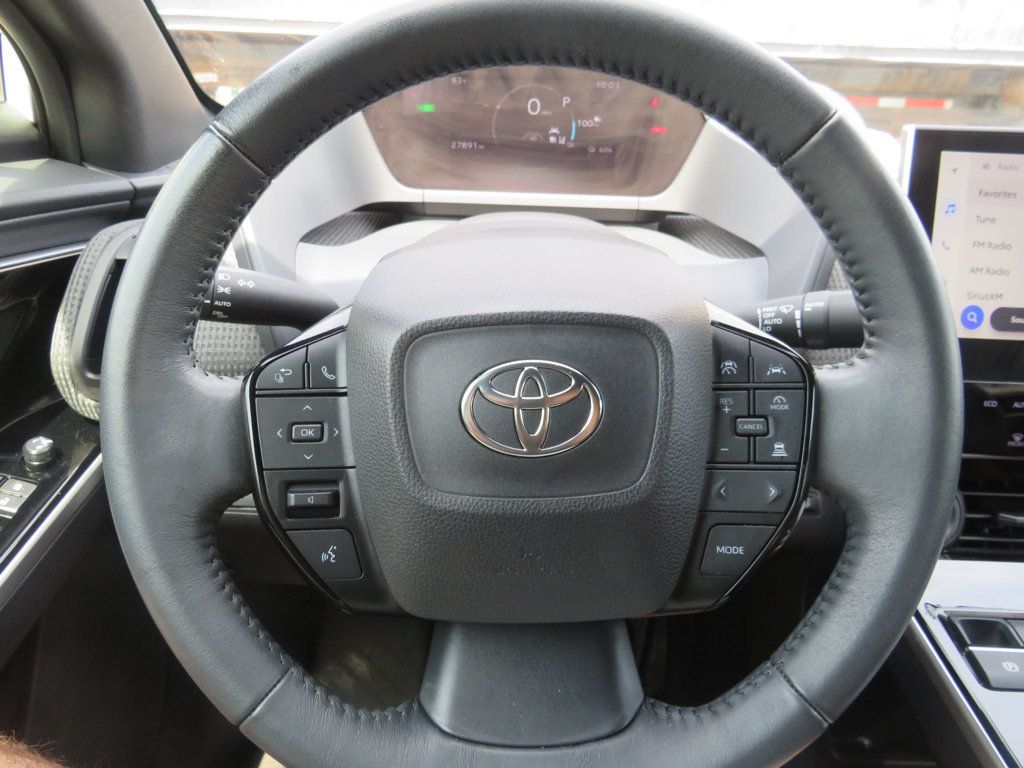 Toyota bZ4X photo 12