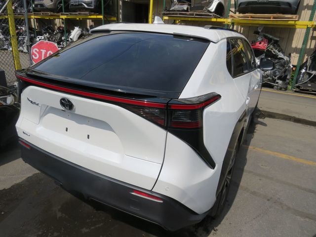 2024 Toyota bZ4X Limited FWD - 23061384 - 3