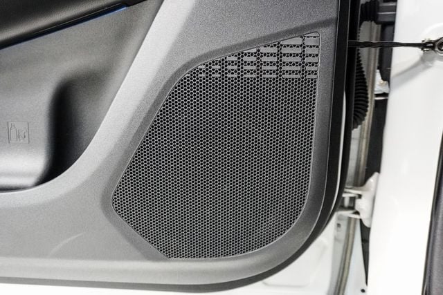 2024 Toyota bZ4X Limited FWD - 22982382 - 21