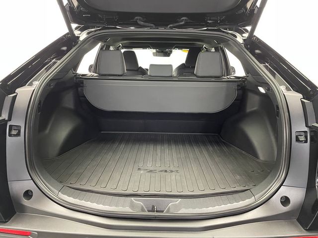 2024 Toyota bZ4X XLE AWD - 22975361 - 39