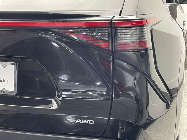 2024 Toyota bZ4X XLE AWD - 22975361 - 43