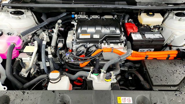 2024 Toyota bZ4X XLE AWD with Weather Package - 22973921 - 26