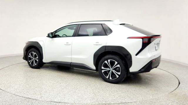 2024 Toyota bZ4X XLE AWD with Weather Package - 22973921 - 6