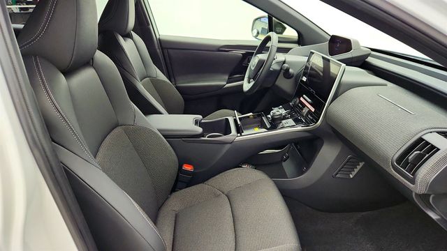 2024 Toyota bZ4X XLE AWD w/ Weather Package - 23019167 - 22