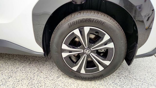 2024 Toyota bZ4X XLE AWD w/ Weather Package - 23019167 - 8