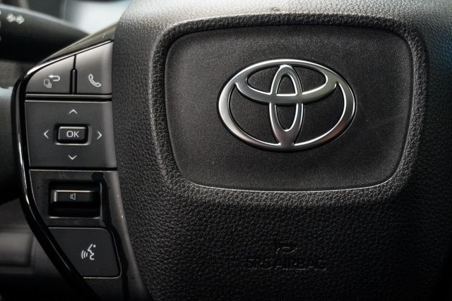2024 Toyota bZ4X XLE FWD - 23031035 - 15