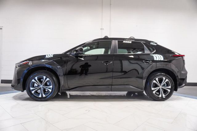 2024 Toyota bZ4X XLE FWD - 23031035 - 30