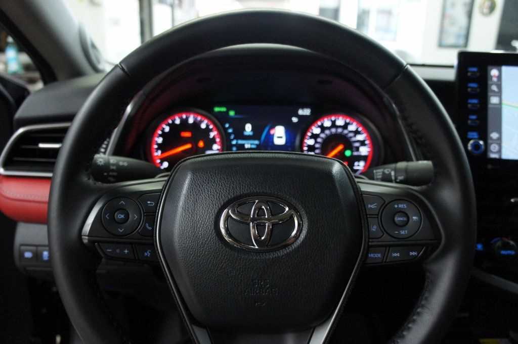 2024 Toyota Camry 1-Owner, XSE, Panoramic Roof, Navigation! - 23036015 - 38