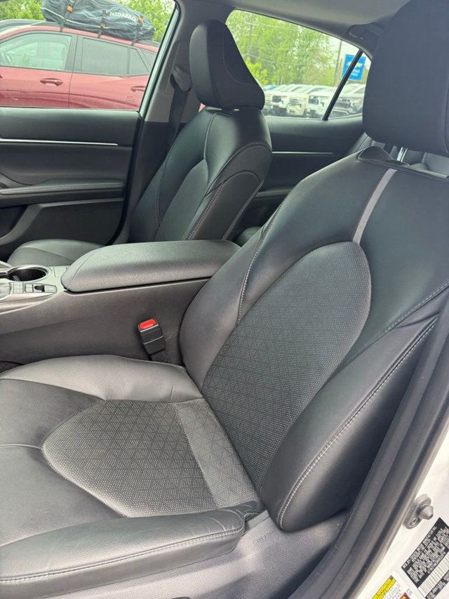 2024 Toyota Camry Hybrid XSE CVT - 23018808 - 13