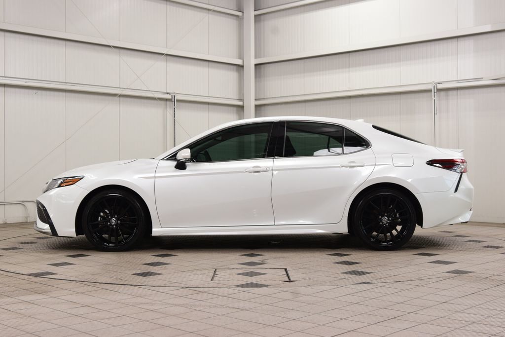 2024 Toyota Camry Hybrid XSE CVT - 23018808 - 3