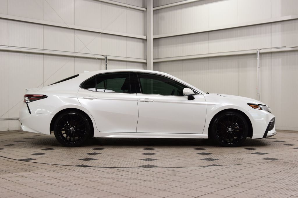 2024 Toyota Camry Hybrid XSE CVT - 23018808 - 8
