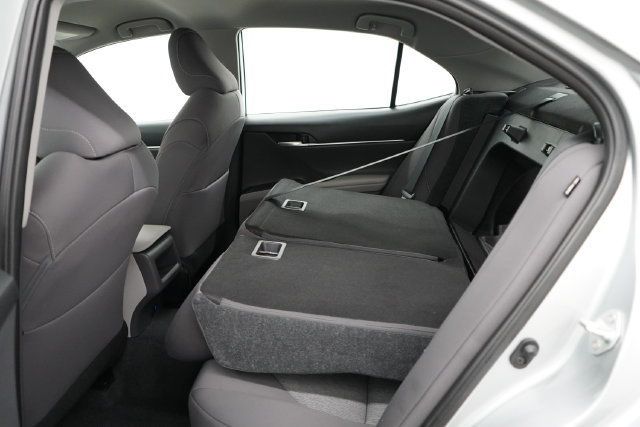 2024 Toyota Camry LE - 23099459 - 32
