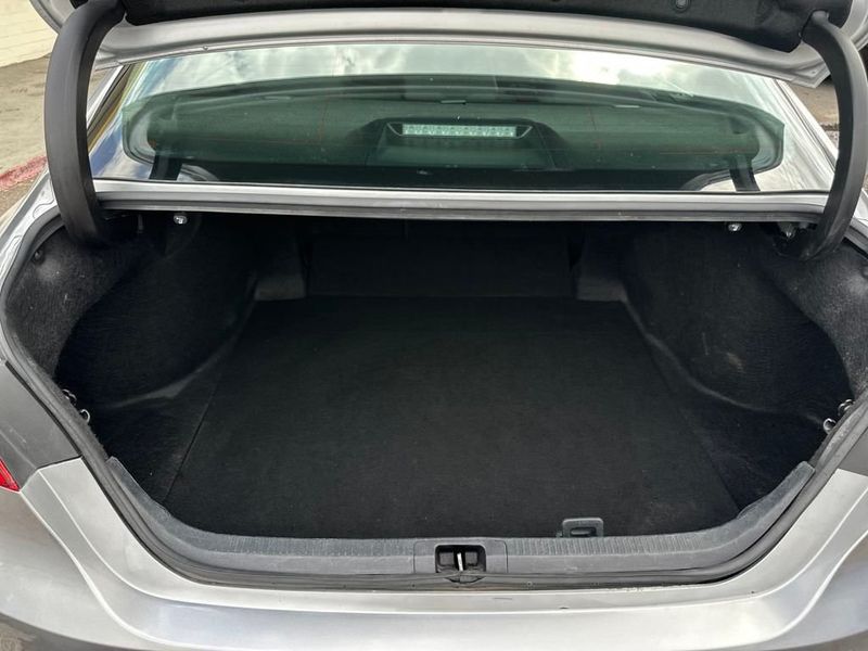 2024 Toyota Camry LE Automatic - 22943651 - 18