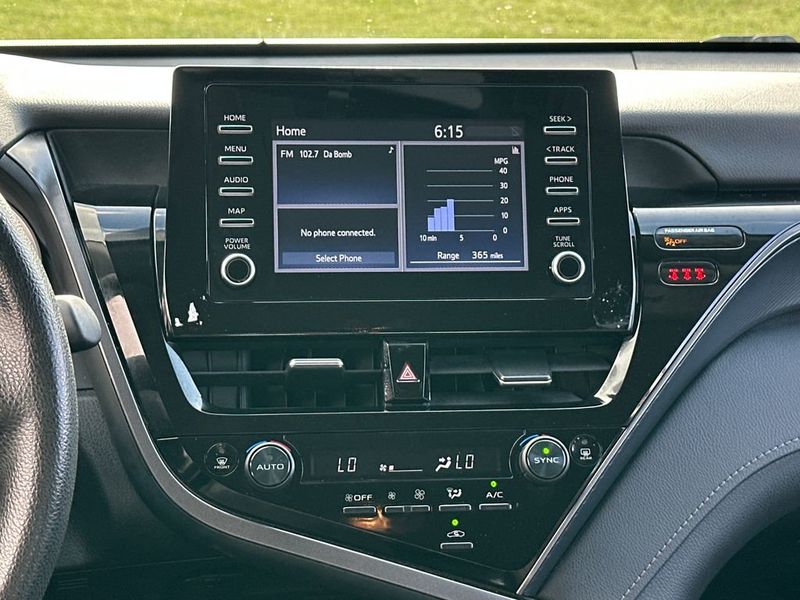 2024 Toyota Camry LE Automatic - 22979167 - 14