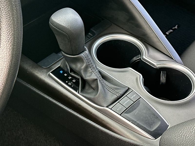 2024 Toyota Camry LE Automatic - 22979167 - 17