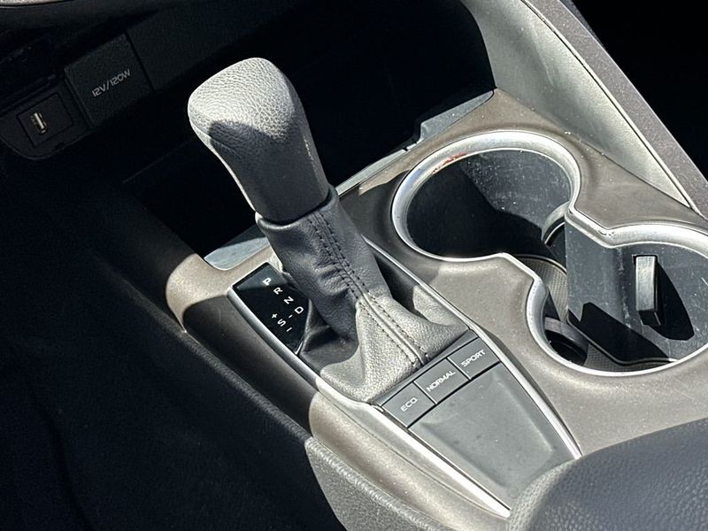 2024 Toyota Camry LE Automatic - 23059957 - 17