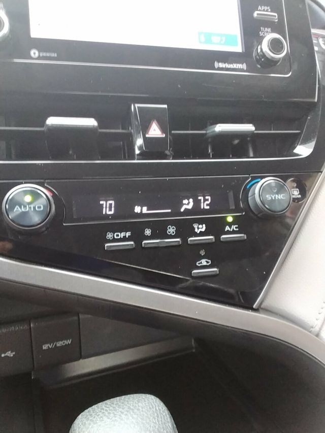 2024 Toyota Camry LE Automatic - 22947063 - 19