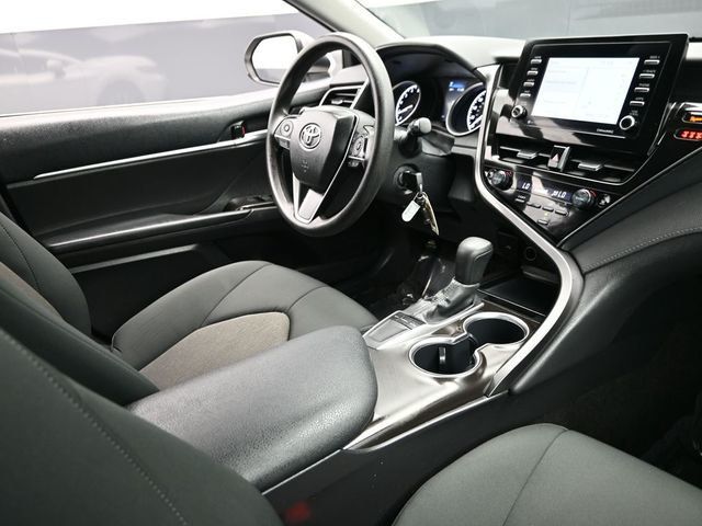 2024 Toyota Camry LE Automatic - 22993153 - 17