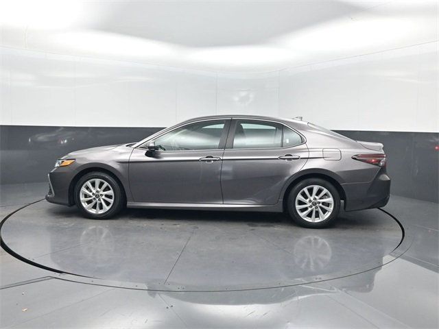 2024 Toyota Camry LE photo 2