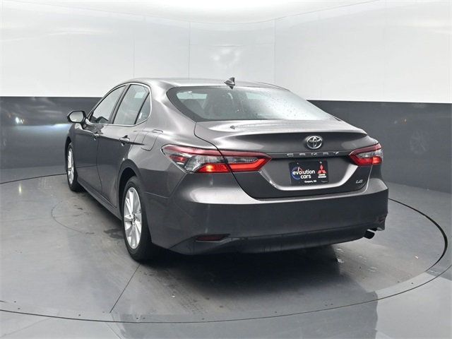 2024 Toyota Camry LE photo 3