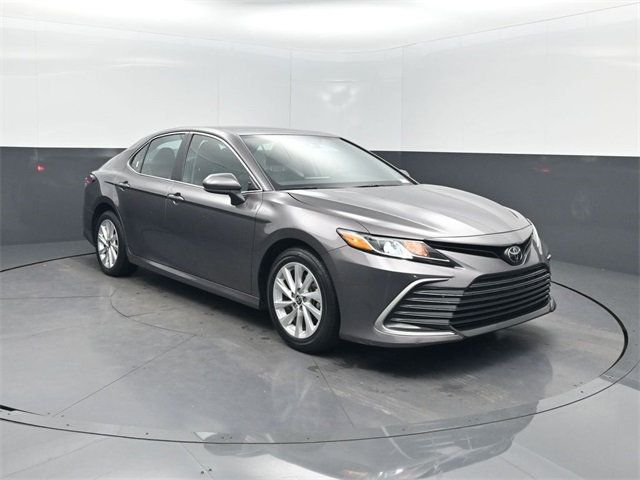 2024 Toyota Camry LE Automatic - 22924933 - 30