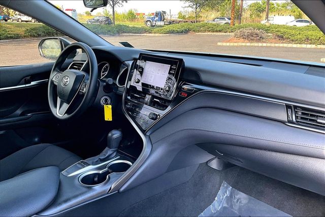 2024 Toyota Camry LE Automatic - 23017189 - 11