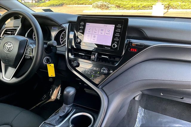 2024 Toyota Camry LE Automatic - 23017189 - 29