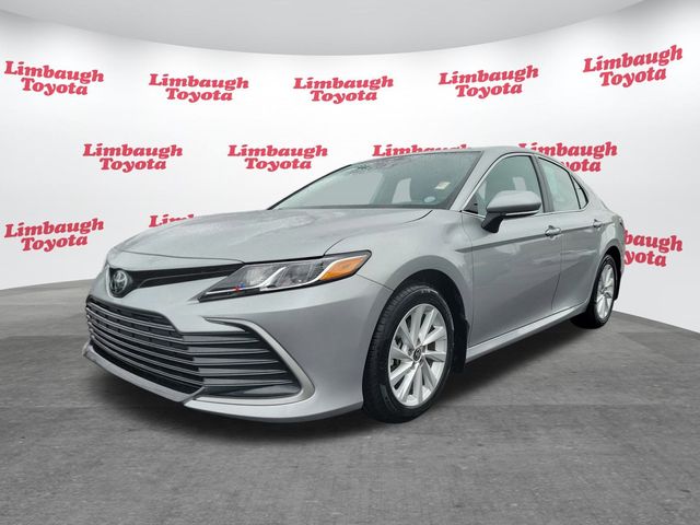 2024 Toyota Camry LE Automatic - 22955244 - 18
