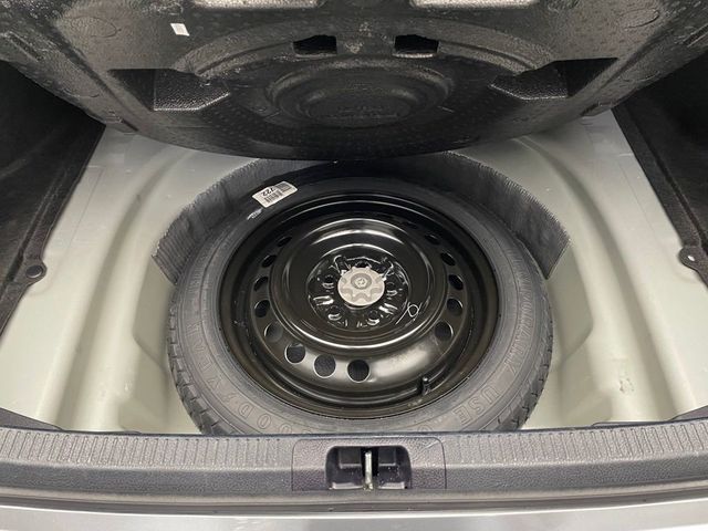 2024 Toyota Camry LE Automatic - 22987137 - 39