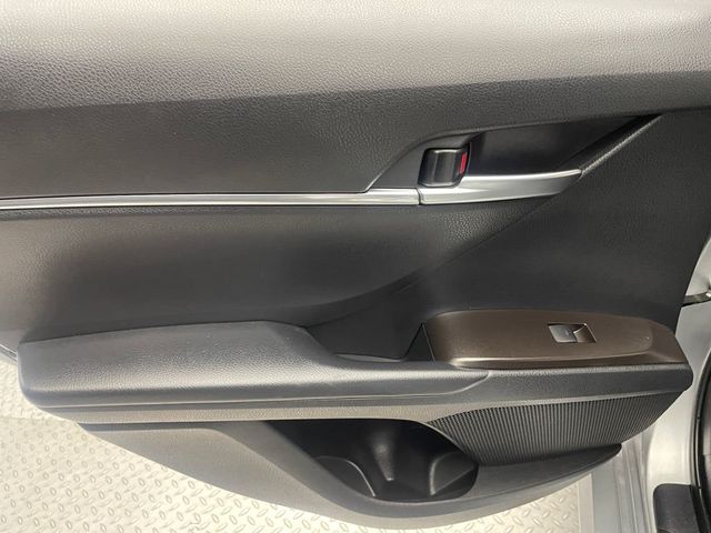 2024 Toyota Camry LE Automatic - 23004952 - 31