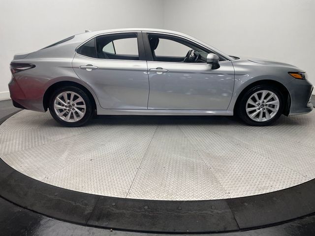 2024 Toyota Camry LE Automatic - 23004952 - 3