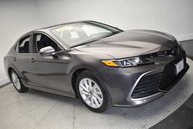 2024 Toyota Camry LE Automatic AWD - 22999600 - 2