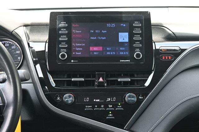 2024 Toyota Camry SE - 23010982 - 10