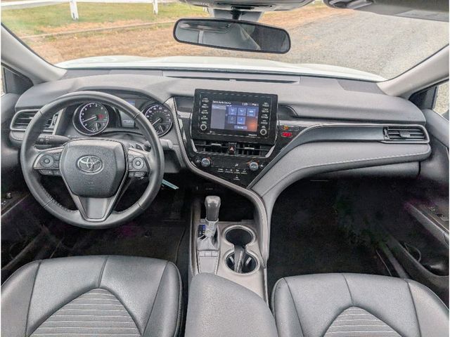 2024 Toyota Camry SE - 22937805 - 27