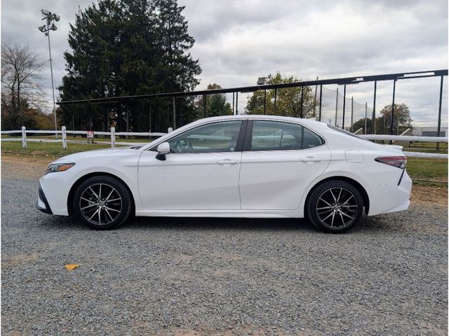 2024 Toyota Camry SE - 22937805 - 3
