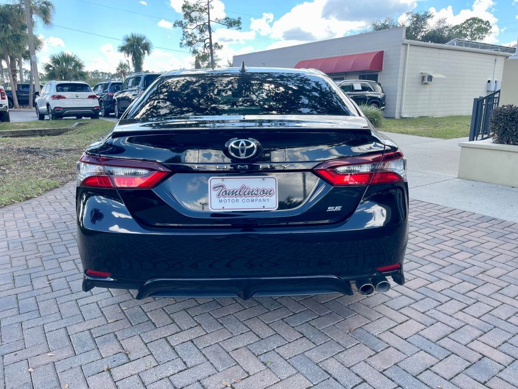 2024 Toyota Camry SE photo 3